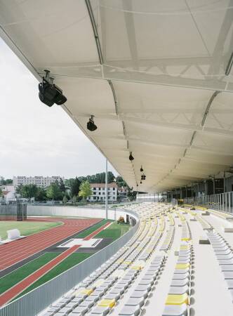 Sportpark in Clermont-Ferrand von Auer Weber Architekten