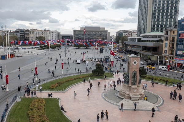 Atatrk-Kulturzentrum in Istanbul von Murat Tabanlioglu