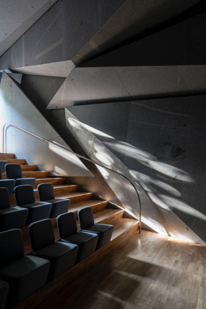 Konzertsaal in Lichtenberg von Peter Haimerl