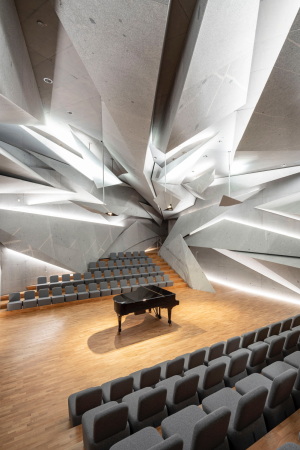 Konzertsaal in Lichtenberg von Peter Haimerl
