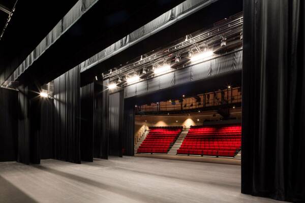 Theaterensemble von K Architectures