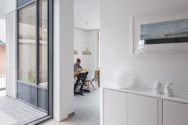 Anerkennung: Einfamilienhaus in Kleve von Andr� Lemmens Architekten (Kleve), Foto: Marco Wasser