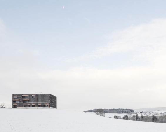 Nominierte fr den Schelling-Architekturpreis: TEd'A arquitectes: Schule in Orsonnens (Schweiz), 2014