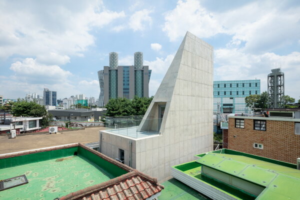 Wohnhaus in Seoul von SML mit at Coom Partners