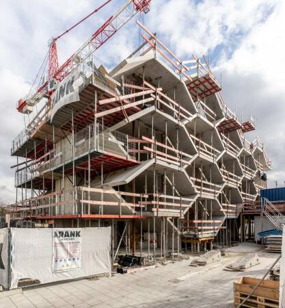 Baustellenbesuch mit Peter Haimerl im Wabenhaus Mnchen