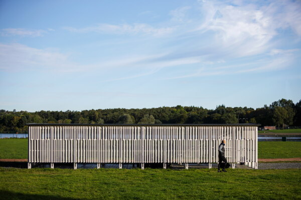 Freiluftklassenzimmer von ODonnellBrown in Motherwell
