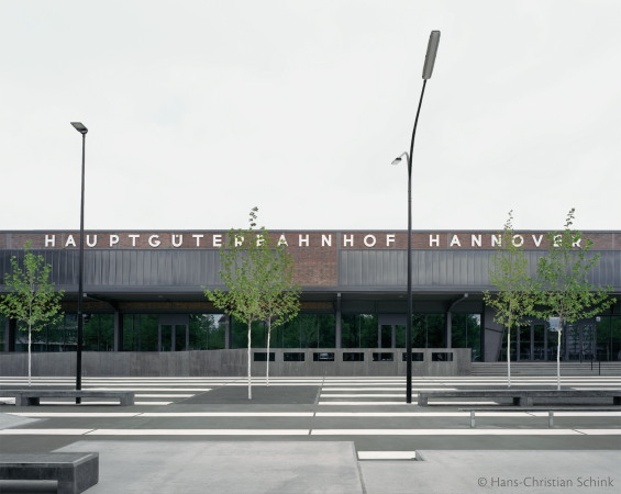 Bestes Projekt Wirtschafts-, Industrie- und Gewerbebauten: Umbau Hauptgterbahnhof Hannover von AFF Architekten