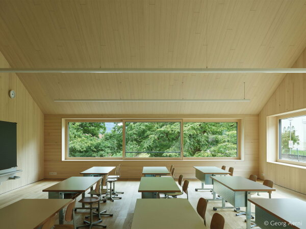 Sonderpreis nachhaltiger Bildungsbau: Primarschule Feld in Azmoos von Felgendreher Olfs Kchling