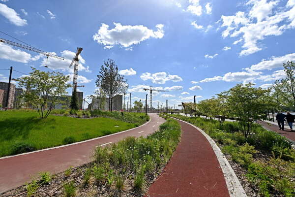 ZIL/Mark Shagal Embankment, Park entlang der Moskva, Planung der Stadt Moskau/Mosinzhproekt