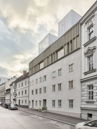 Anerkennung: Stadthaus Lederergasse in Linz von mia2 Architektur (Linz) und den Bauherr*innen Sandra Gnigler und Gunar Wilhelm