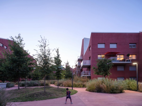 Wohnkomplex von MVRDV und Flint in Bordeaux