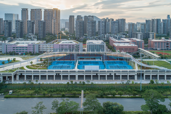 Sport- und Freizeitpark in Shenzhen von Crossboundaries