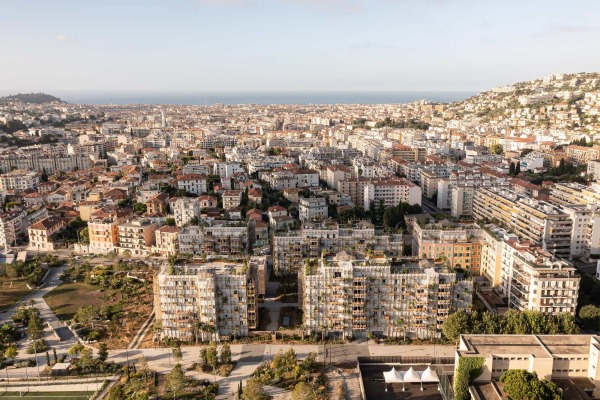 Wohnbauten in Nizza von Edouard Franois