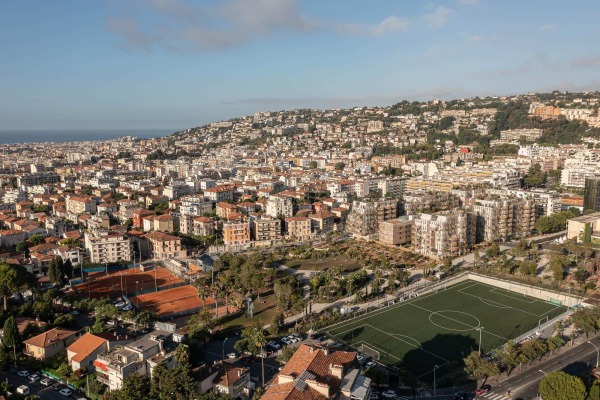 Wohnbauten in Nizza von Edouard Franois