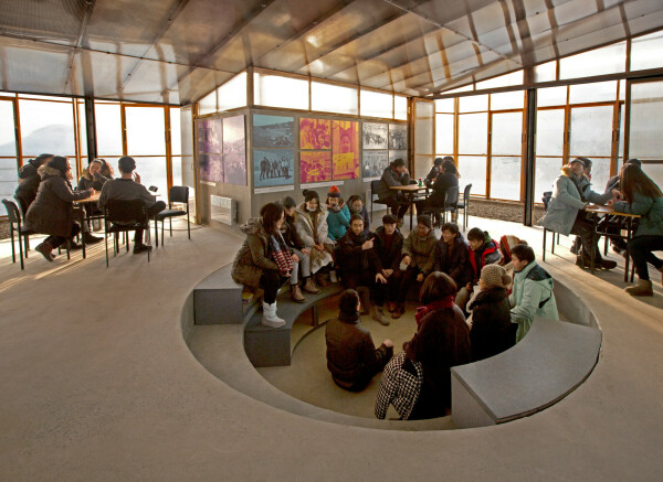 Gemeindezentrum in Ulaanbaatar (Architektur: RUF Rural Urban Framework, Hongkong)