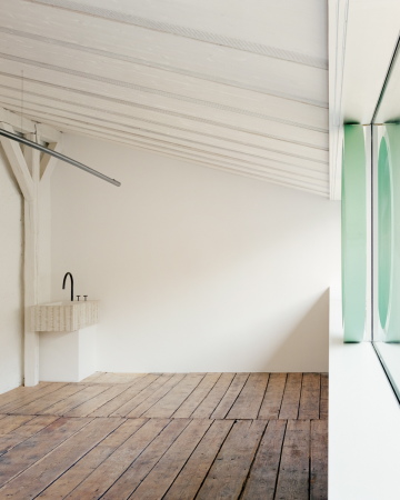 Dachausbau in Basel von Piertzovanis Toews