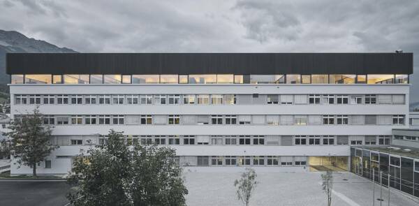 Aufstockung von ao-architekten in Innsbruck