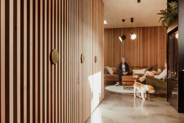 Hygge auf Tasmanisch: Shop-Umbau in Hobart von Cumulus Studio