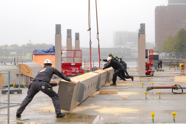 B�roschiff in Rotterdam von Powerhouse Company