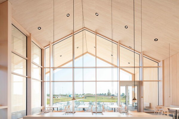 Gastraum - Blick zum Fürstenhügel