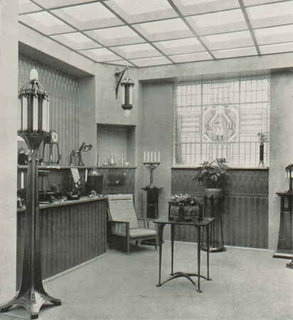 Raum in der Abteilung Kunstindustrie, Dritte Deutsche Kunstgewerbeausstellung in Dresden, 1906