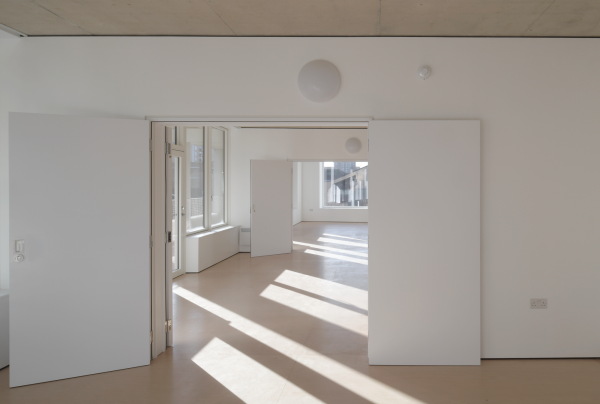 Wohn- und Atelierhaus von Apparata bei London