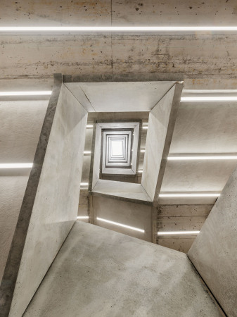 Polizeigeb�ude in Z�rich von Penzel Valier