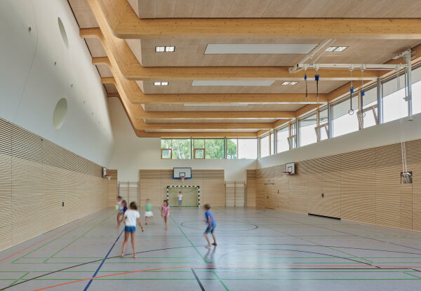 Schule von Behnisch Architekten in Frankfurt am Main