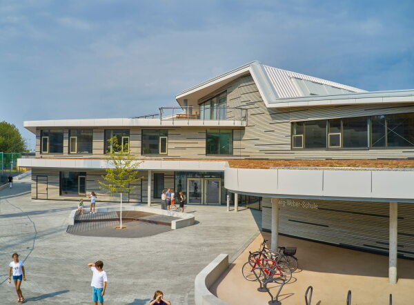 Schule von Behnisch Architekten in Frankfurt am Main