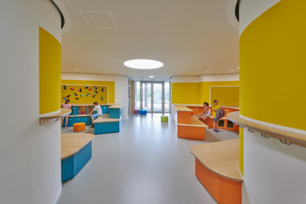 Schule von Behnisch Architekten in Frankfurt am Main