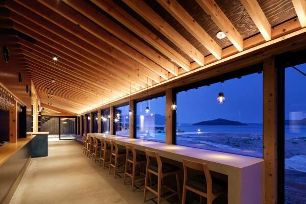 Kellerei und Restaurant in Japan von Sugawaradaisuke Architects