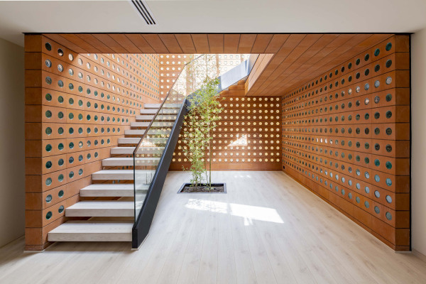 RIBA International Emerging Architect 2021: Kohan Ceram Central Office Building in Teheran von Hooba Design Group (Teheran)