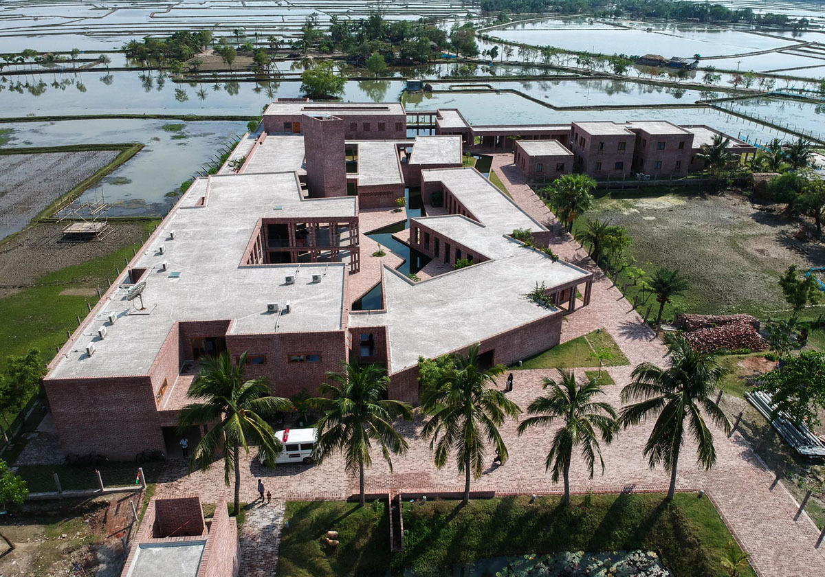 RIBA International Prize 2021 verliehen / Satkhira und Teheran