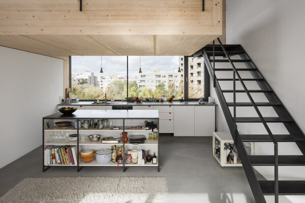 3. Publikumspreis: buchner + wienke architekten mit Architekturbüro Martina Trixner, Dachaufstockung Wassertorstrae, Berlin/Kreuzberg, 2017