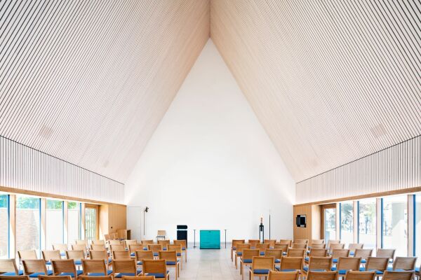 Kirchenzentrum in Greven von e4 Architekten