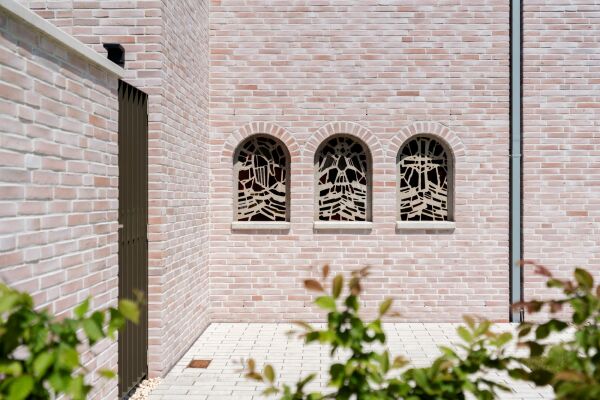 Kirchenzentrum in Greven von e4 Architekten