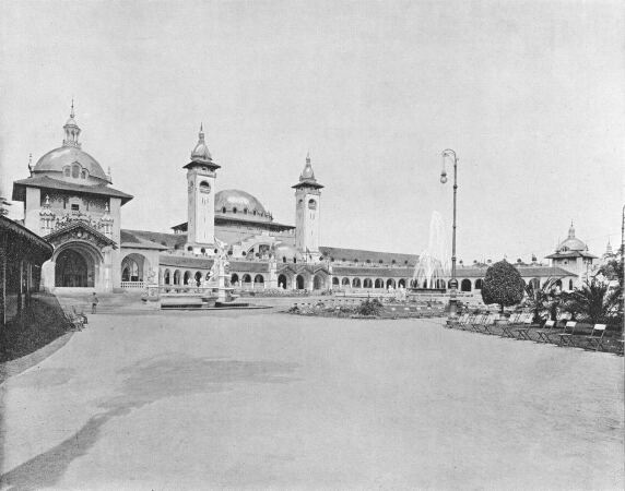 Haupthalle der Berliner Gewerbeausstellung 1896. Bild aus Paul Lindenbergs Pracht-Album der Berliner Gewerbe-Ausstellung 1896