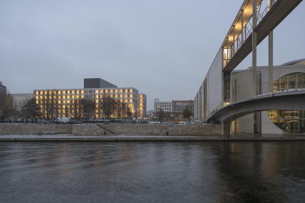 Luisenblock von Sauerbruch Hutton