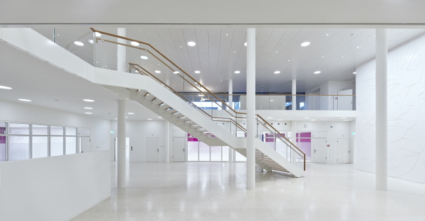 Klinik in Winterthur von RA-B Architekten