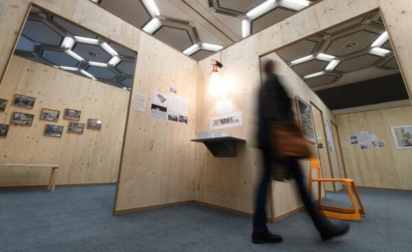 Ausstellungserffnung Gemeinsam wohnen! am 15. Juli 2021 im Areal des IBA27-Projekts Der neue Stckach der EnBW in Stuttgart