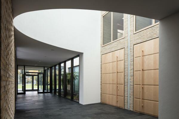 Kirche in Frankfurt am Main von Knigs Architekten