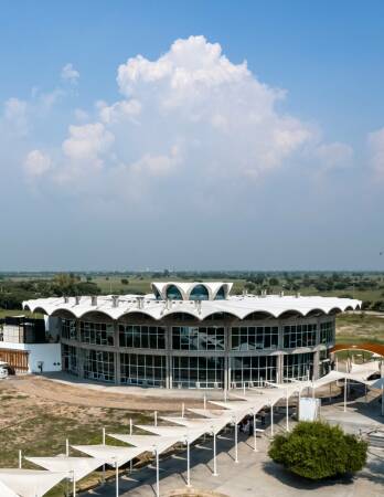 Industrieareal von Studio Saar in Indien