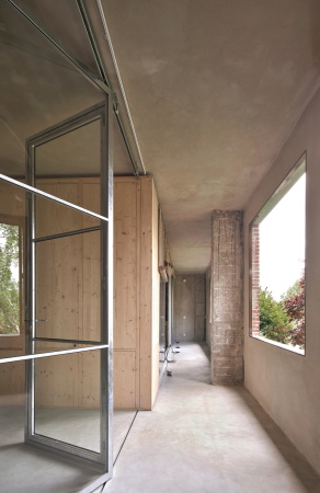 Umbau von TAKK in Madrid