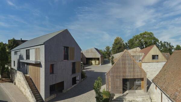 Kategorie Besondere Bauten: Auszeichnung Haselnuss Hof Stiegler in Gonnersdorf von Drschinger Architekten + Partner fr Franken Genuss