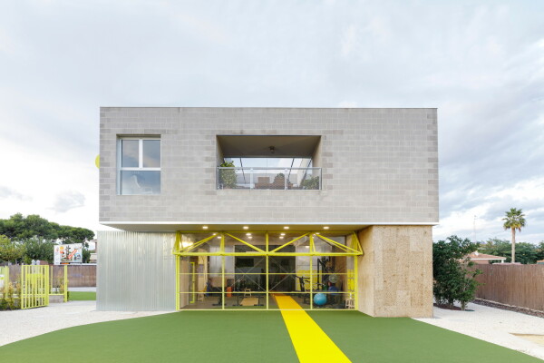 Einfamilienhaus mit Fitnessstudio in Alicante von Impepinable