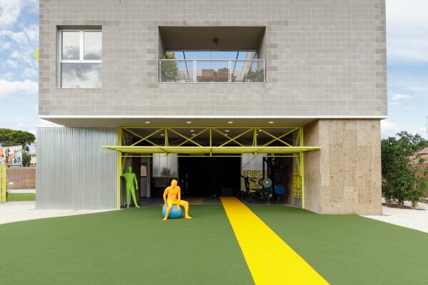 Einfamilienhaus mit Fitnessstudio in Alicante von Impepinable