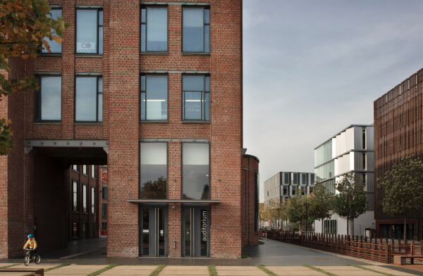 Brogebude in Lille von Barbarito Bancel Architectes