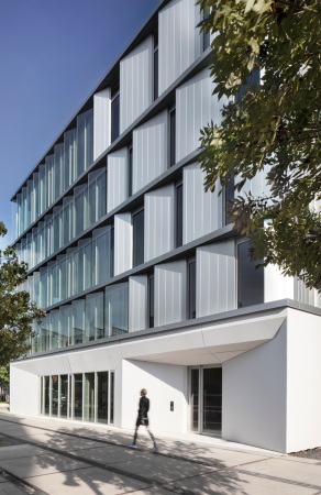 Brogebude in Lille von Barbarito Bancel Architectes