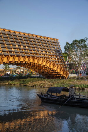Fugngerbrcke bei Jiangmen von LUO studio