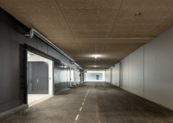 Eisenbahnbetriebszentrum von Scape Architecture bei Paris